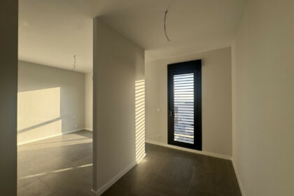 9dfa7af43864a576935bdb989e4c59ad - 15