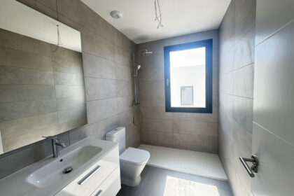 9dfa7af43864a576935bdb989e4c59ad - 17