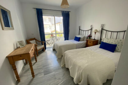 9ee22fc177226e5b204aba23cb808f57 - 12