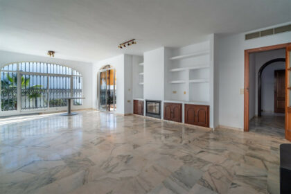 9f3117e26db13eb148053fee2fe2eb45 - 12