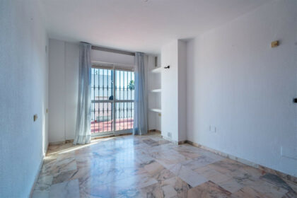 9f3117e26db13eb148053fee2fe2eb45 - 15