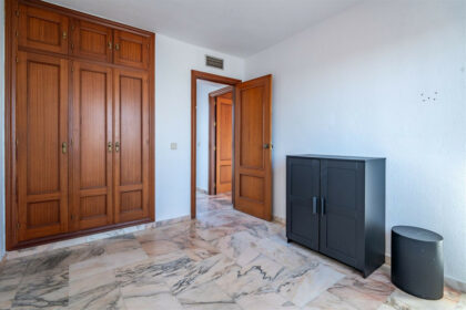 9f3117e26db13eb148053fee2fe2eb45 - 23