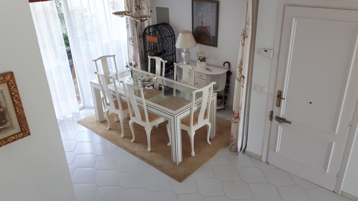 a0cc5139250c2cd59d4ef4bc87e5e883 - 13