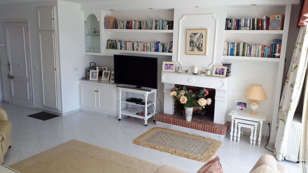 a0cc5139250c2cd59d4ef4bc87e5e883 - 16