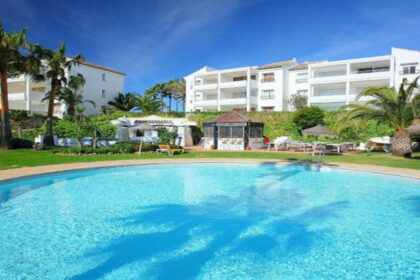 a0cc5139250c2cd59d4ef4bc87e5e883 - 2