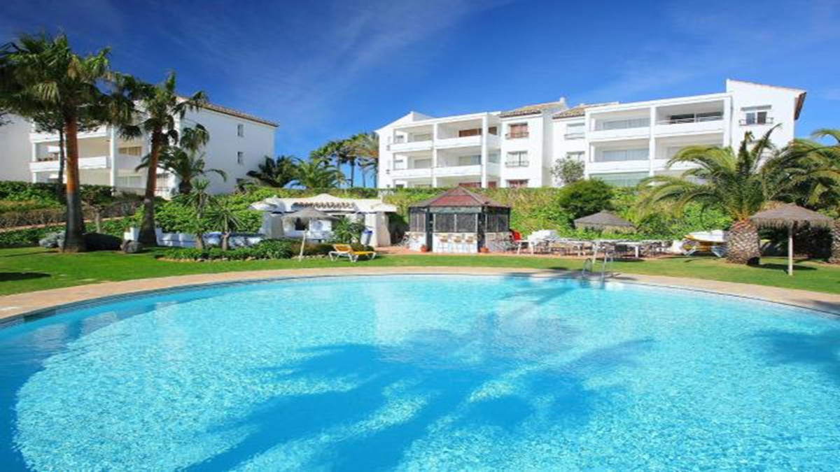 a0cc5139250c2cd59d4ef4bc87e5e883 - 2