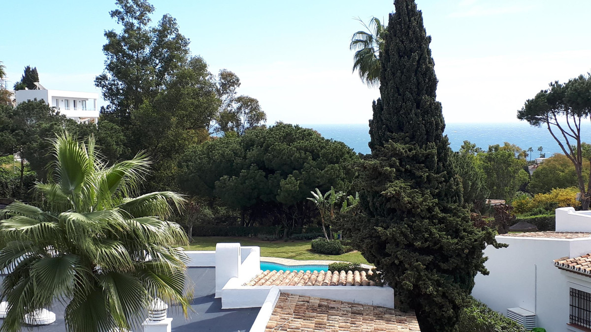 a0cc5139250c2cd59d4ef4bc87e5e883 - 39