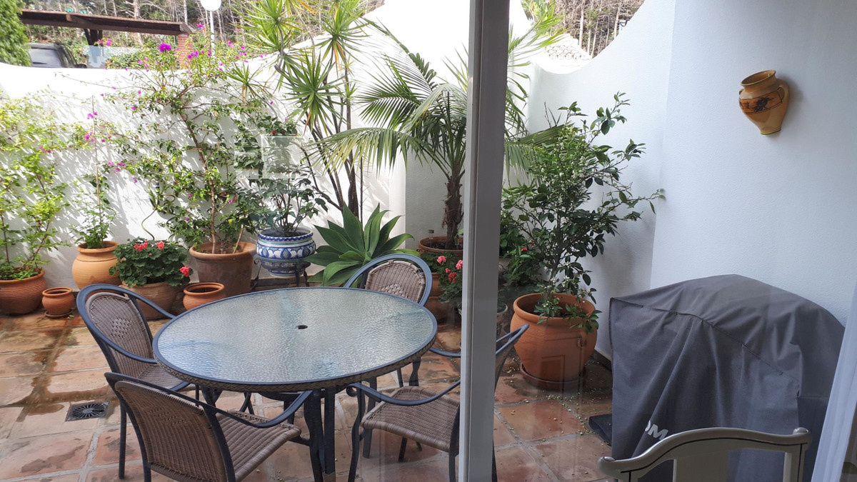 a0cc5139250c2cd59d4ef4bc87e5e883 - 5