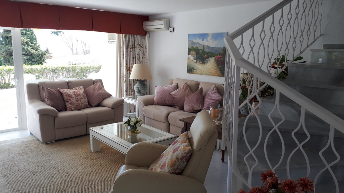 a0cc5139250c2cd59d4ef4bc87e5e883 - 9