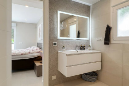 a127738b8aa52dc5af525cdf40c4971a - 12