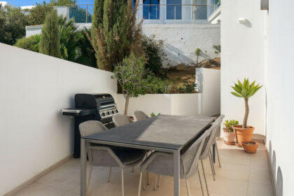 a127738b8aa52dc5af525cdf40c4971a - 22