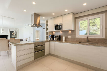 a127738b8aa52dc5af525cdf40c4971a - 29