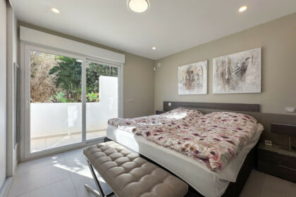 a127738b8aa52dc5af525cdf40c4971a - 9