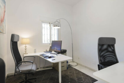 a1b51ee79ad222d62f102e1f166d0ab8 - 16