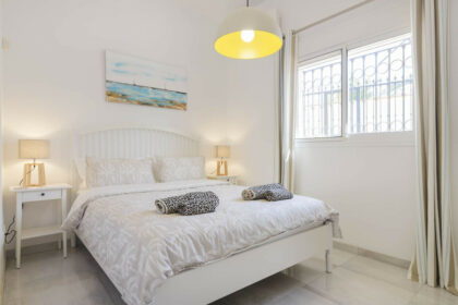 a1b51ee79ad222d62f102e1f166d0ab8 - 17