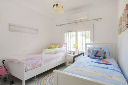 a1b51ee79ad222d62f102e1f166d0ab8 - 19