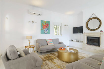 a1b51ee79ad222d62f102e1f166d0ab8 - 2