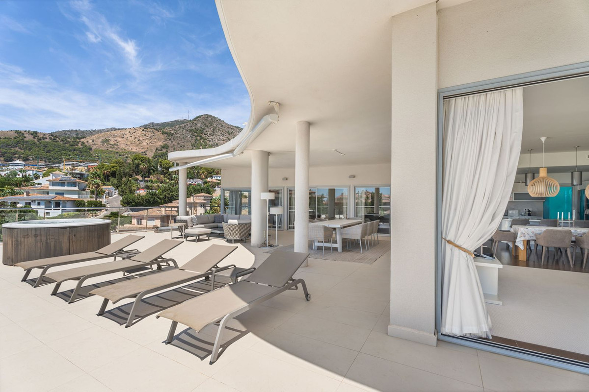 a3c849ddbb1626c249a62de730cd152d - 11