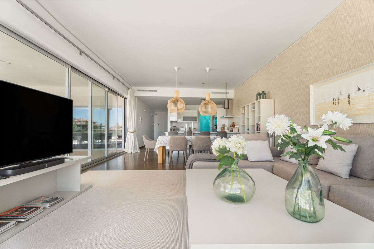 a3c849ddbb1626c249a62de730cd152d - 12