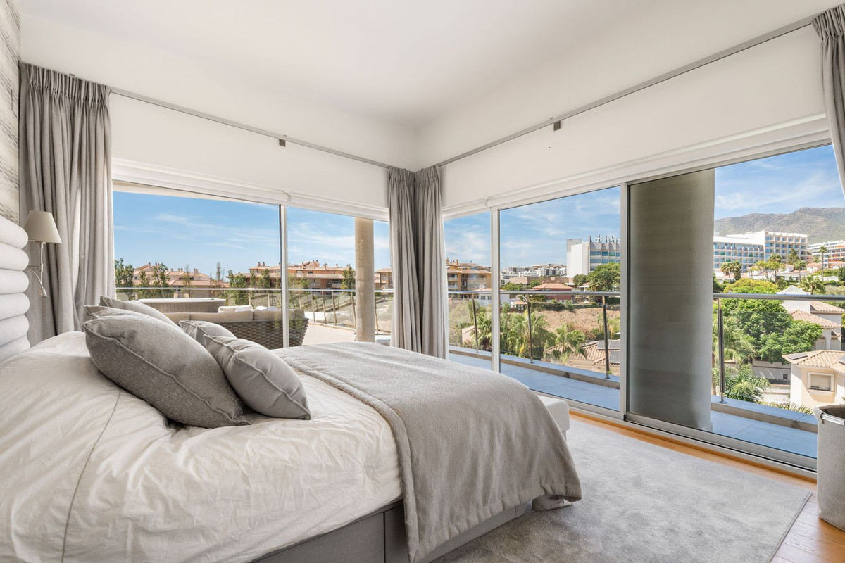 a3c849ddbb1626c249a62de730cd152d - 22