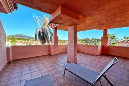 a4356e65d8c87e00b0f8d5cfe4423f65 - 1