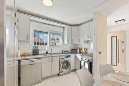 a51884f58962e421ccdbfb4a0d424eb2 - 10