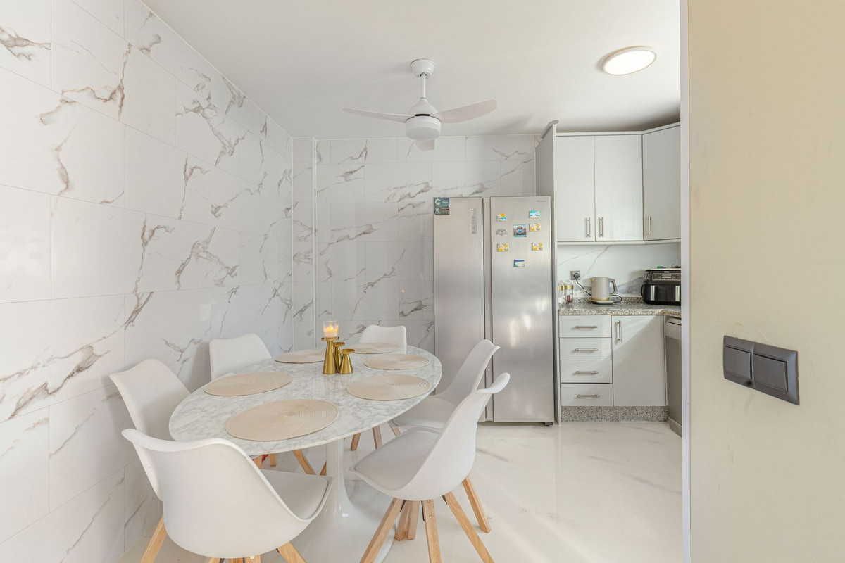 a51884f58962e421ccdbfb4a0d424eb2 - 14