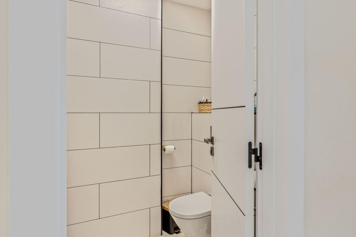 a51884f58962e421ccdbfb4a0d424eb2 - 15