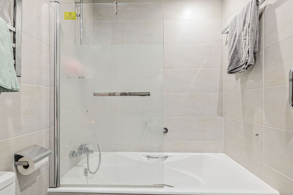 a51884f58962e421ccdbfb4a0d424eb2 - 43