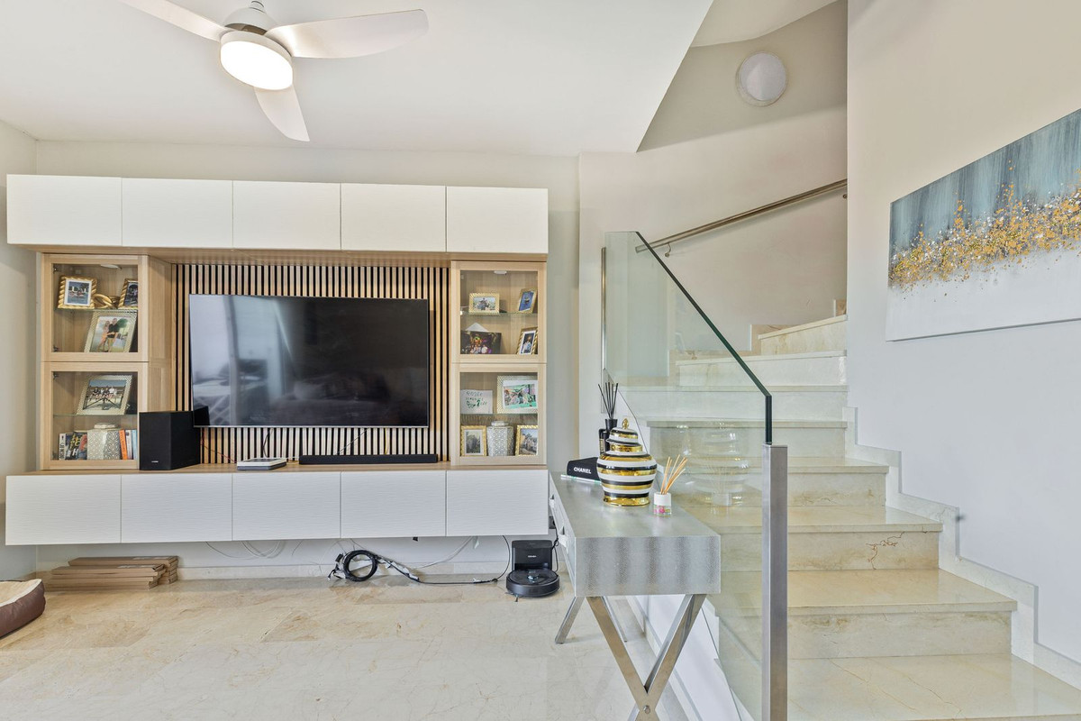 a51884f58962e421ccdbfb4a0d424eb2 - 8