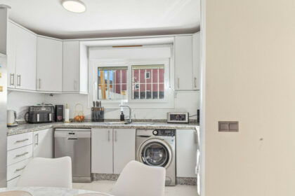 a51884f58962e421ccdbfb4a0d424eb2 - 9