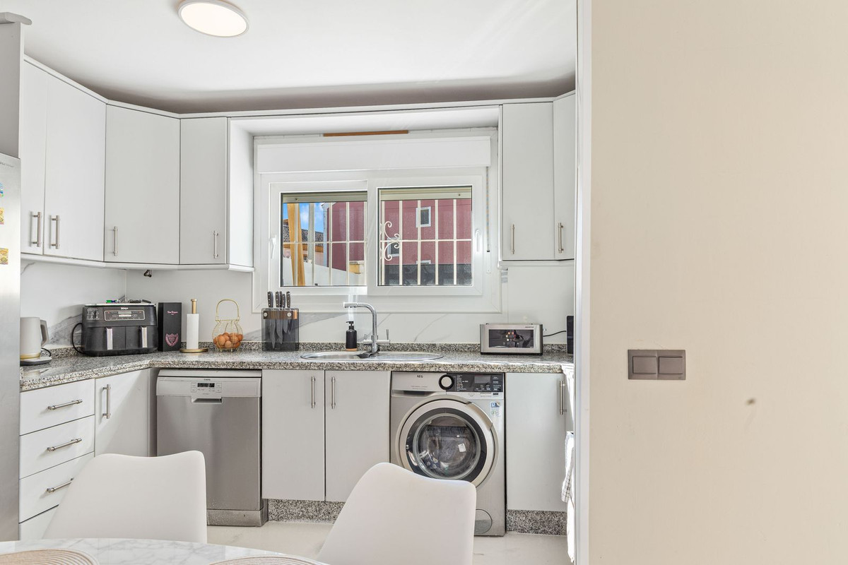 a51884f58962e421ccdbfb4a0d424eb2 - 9