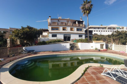 a52ef08b1353707c0dd19bf6bf96dd6b - 3