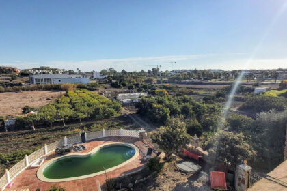 a52ef08b1353707c0dd19bf6bf96dd6b - 4