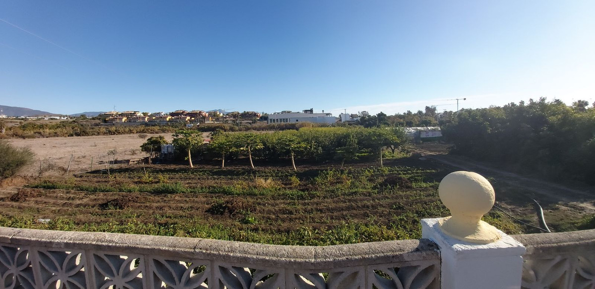 a52ef08b1353707c0dd19bf6bf96dd6b - 5