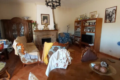 a52ef08b1353707c0dd19bf6bf96dd6b - 8