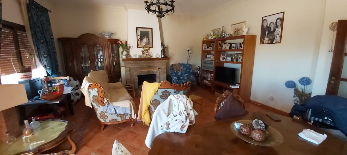 a52ef08b1353707c0dd19bf6bf96dd6b - 8