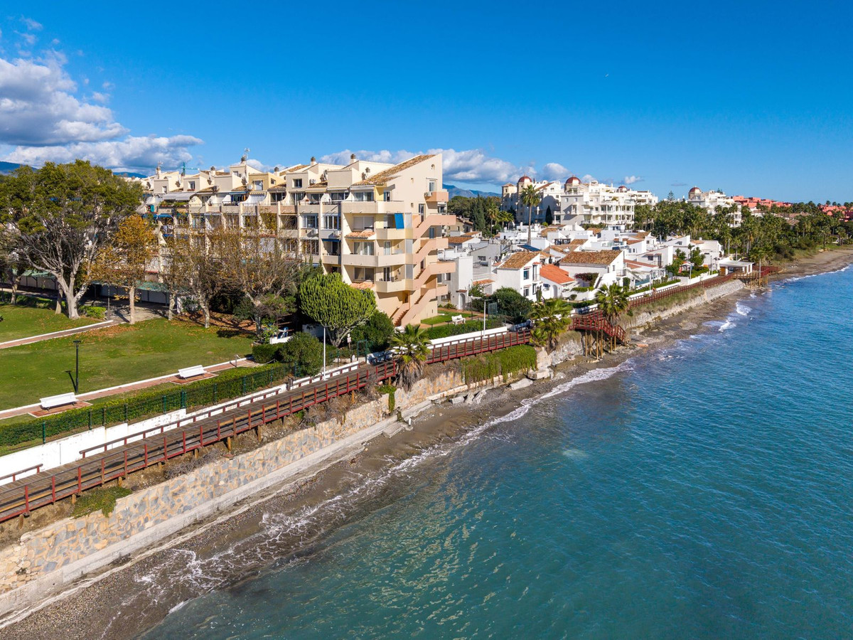 a58ac441069afd1dd12893804e6e2091 - 12