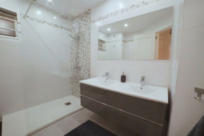 a6831da71eba623a2c5df810b784a546 - 17