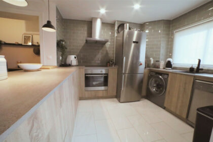 a6831da71eba623a2c5df810b784a546 - 9