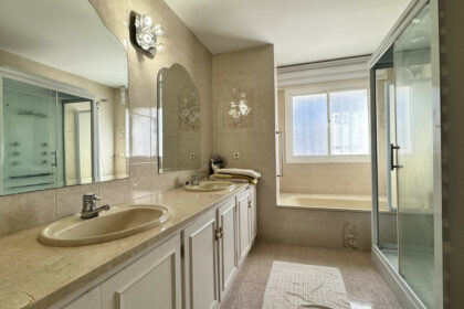 a74836a91a743bb30a85c2e595200ad7 - 14