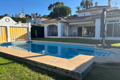 a74836a91a743bb30a85c2e595200ad7 - 3