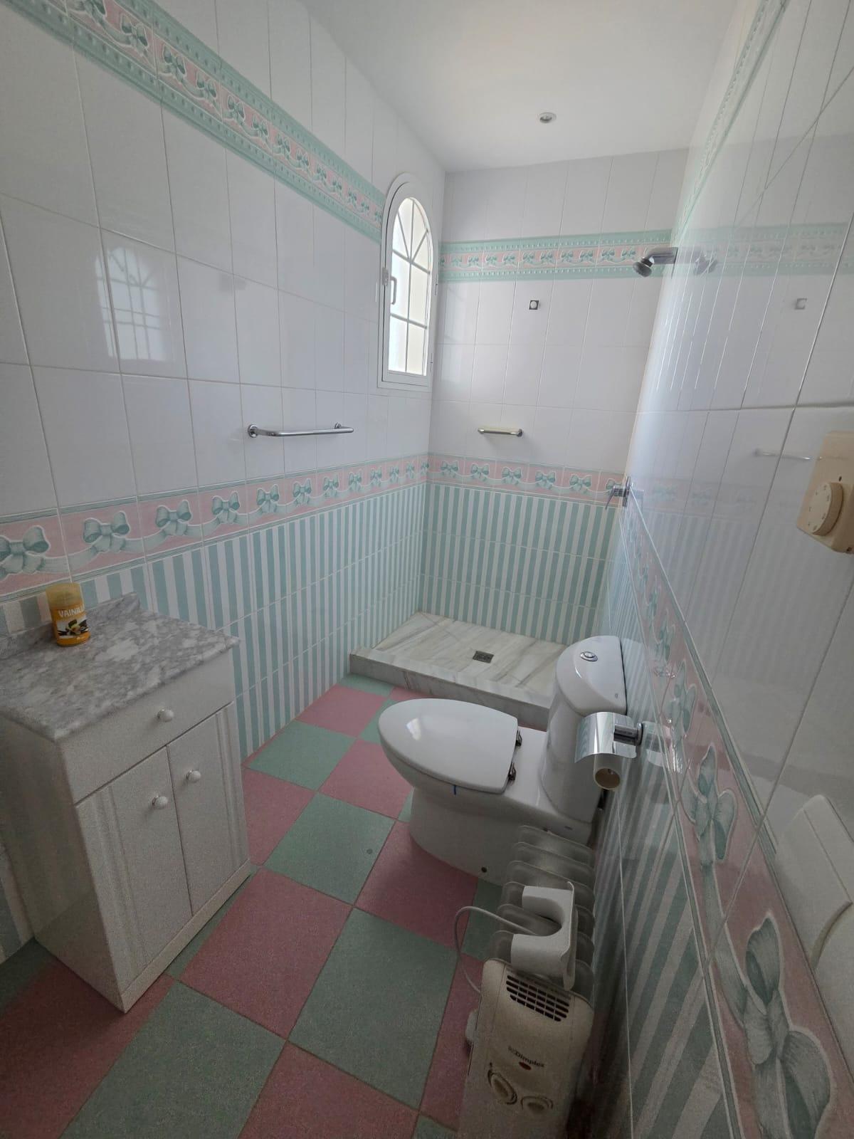 a774a50fe5b1ccf2a800662baba15fac - 18