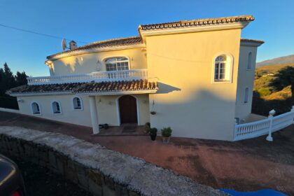 a774a50fe5b1ccf2a800662baba15fac - 35