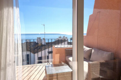 a79e06d85e0baee035ade3328548925e - 13