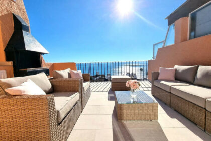 a79e06d85e0baee035ade3328548925e - 4