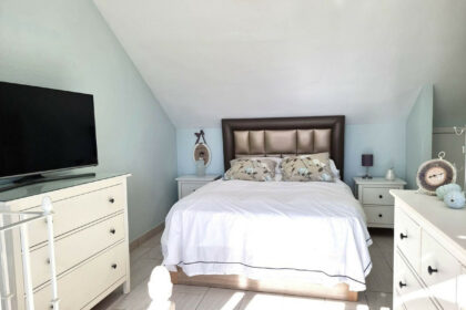 a79e06d85e0baee035ade3328548925e - 6