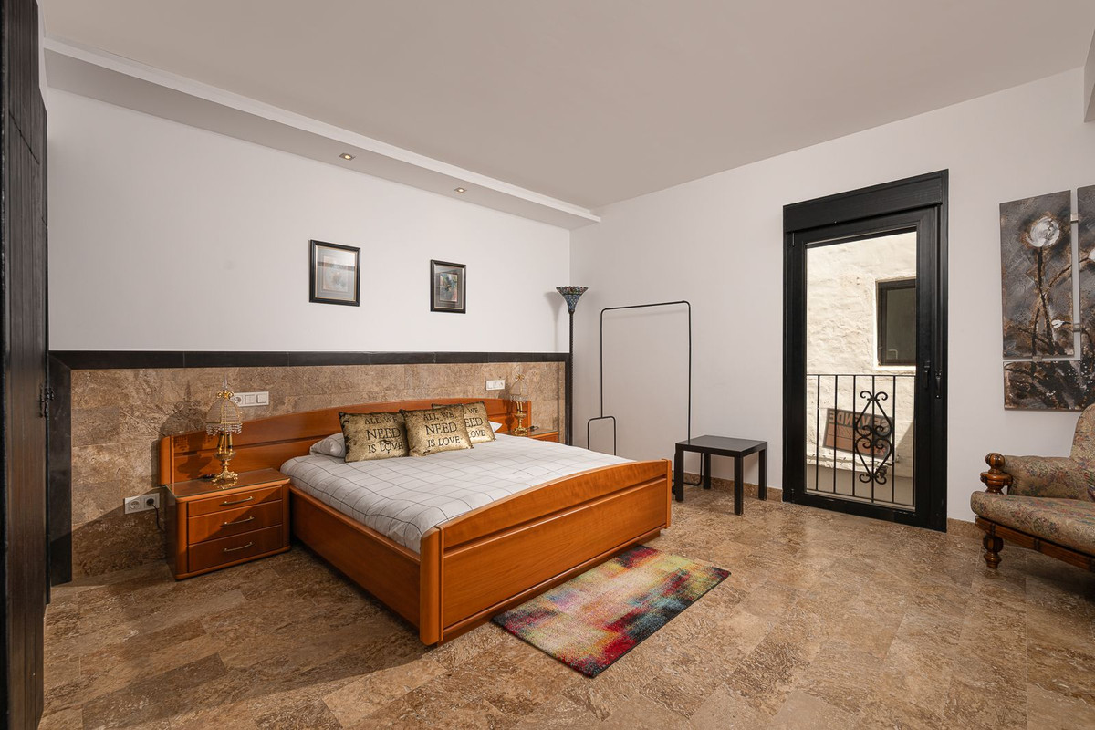 a8bf9888be6af556a5cd9ae7fae53f03 - 9