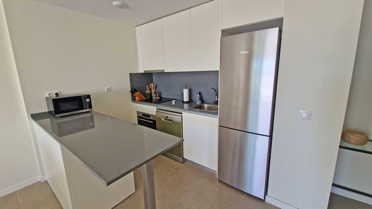 ab353da6e9f81647cbcb8a4205348824 - 10