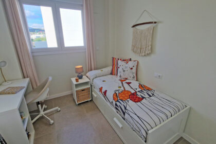 ab353da6e9f81647cbcb8a4205348824 - 11